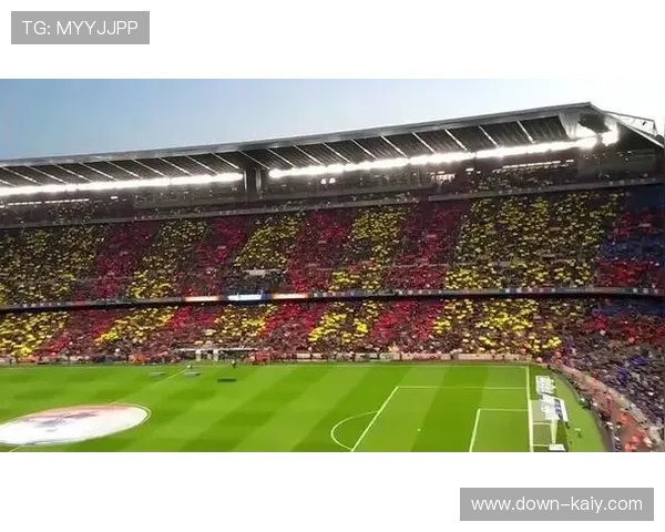 老特拉福德球场草皮更换计划公布，夏季动工